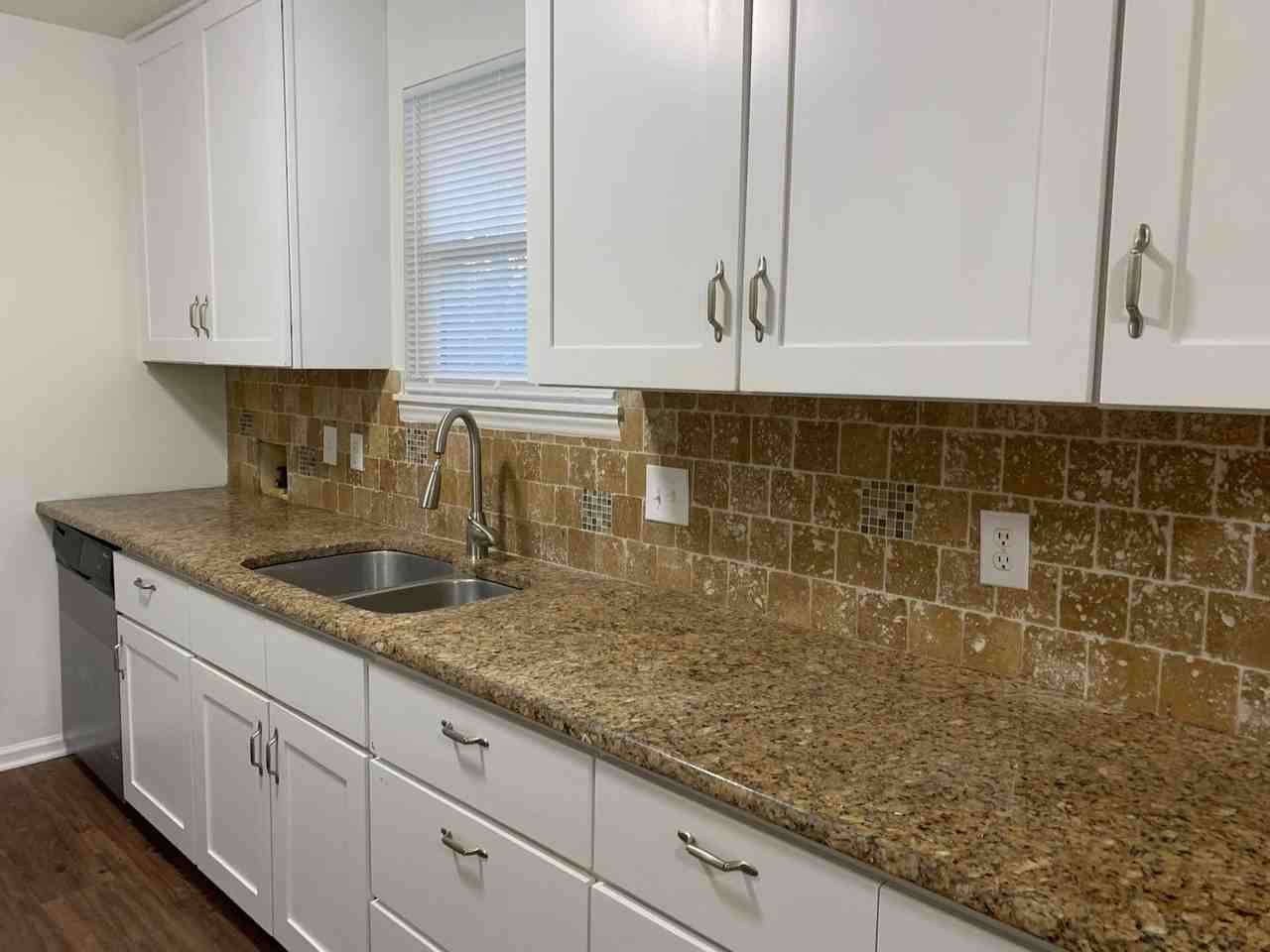 2000 Waters Dr - Photo 7 of 30