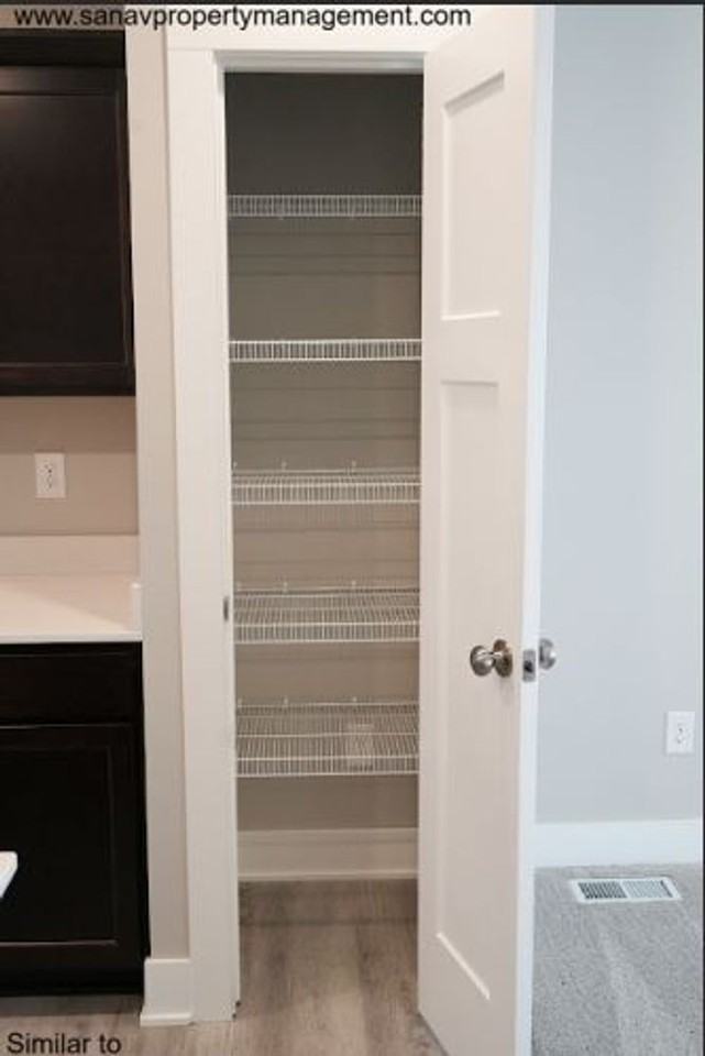 1404 Ne Polk Dr - Photo 7 of 21