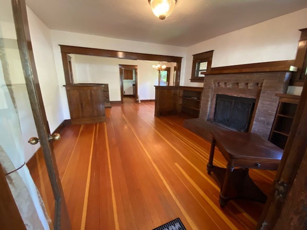 1404 Nw 1st St - Photo 4 of 16