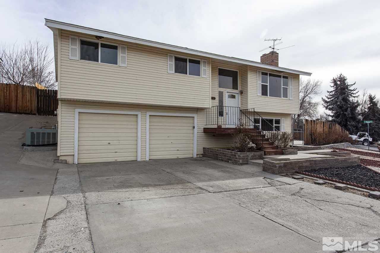 3686 4th St - Photo 3 of 23