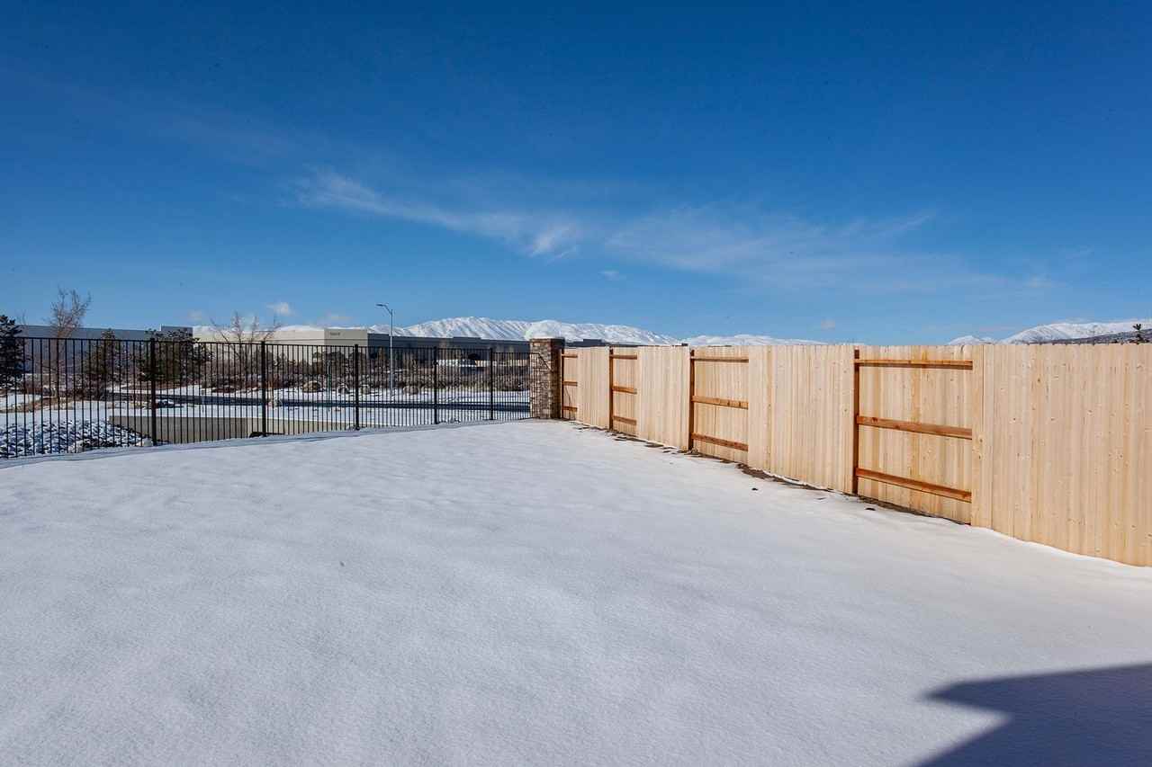 8981 Quail Falls Dr - Photo 3 of 35