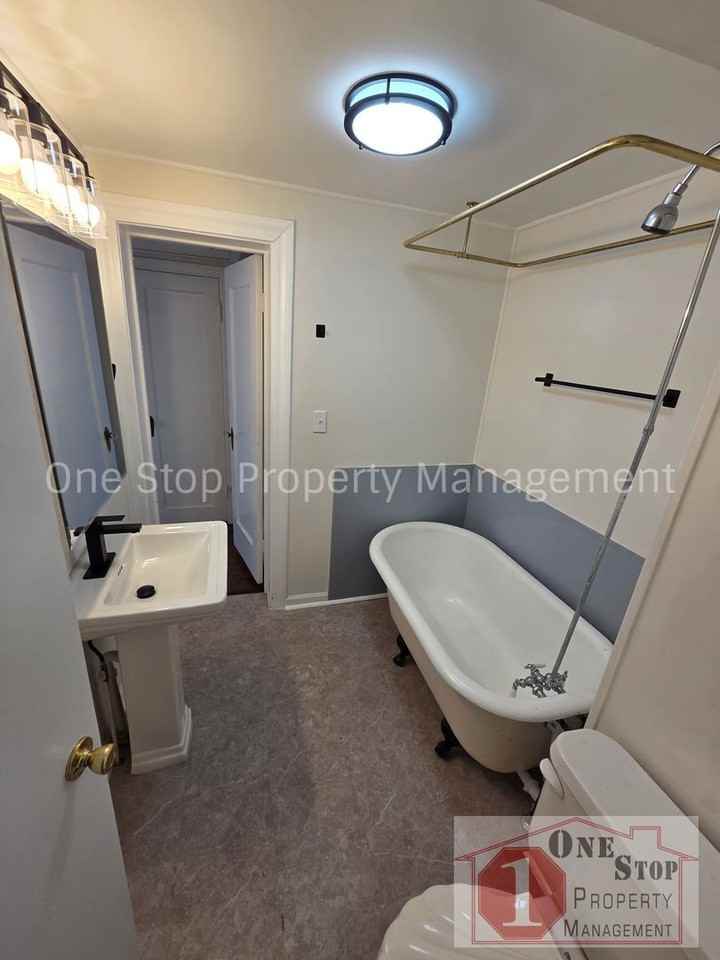 1926 S Hardy Ave - Photo 7 of 17