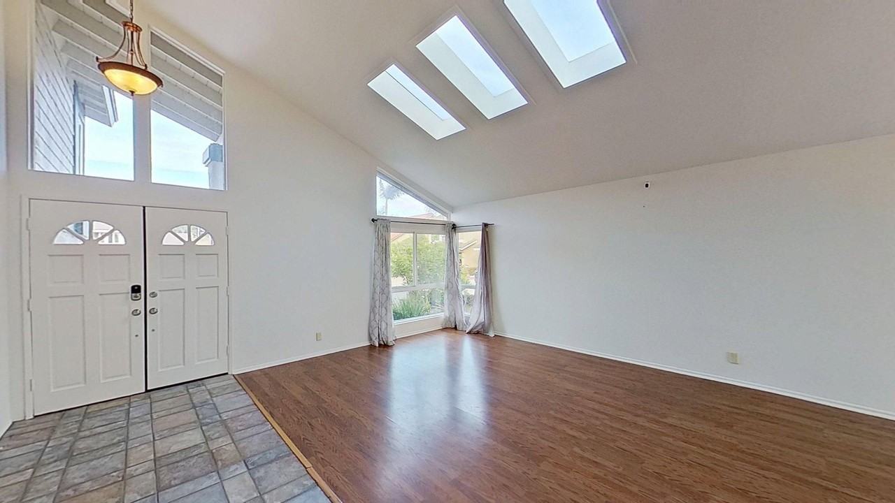 24652 Via Raza - Photo 4 of 36