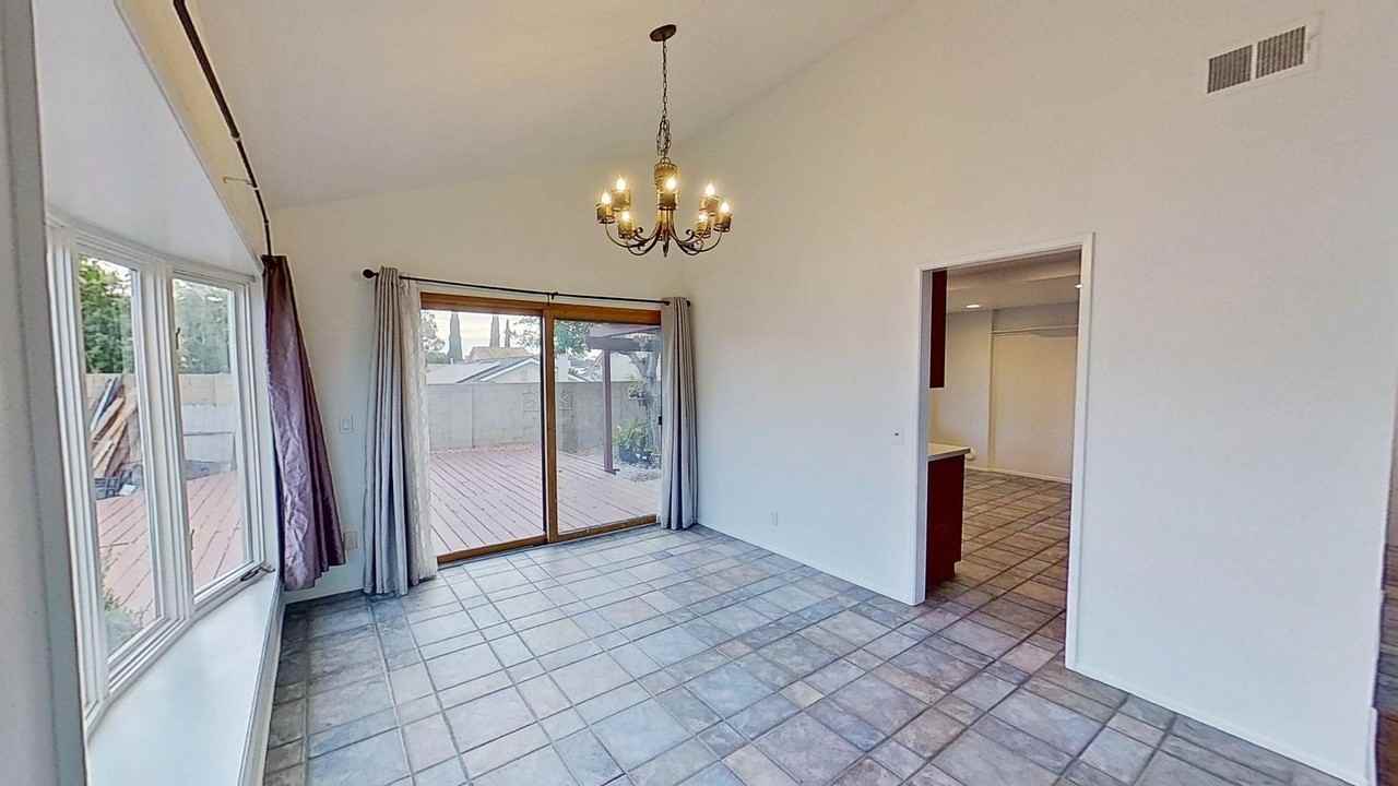 24652 Via Raza - Photo 7 of 36