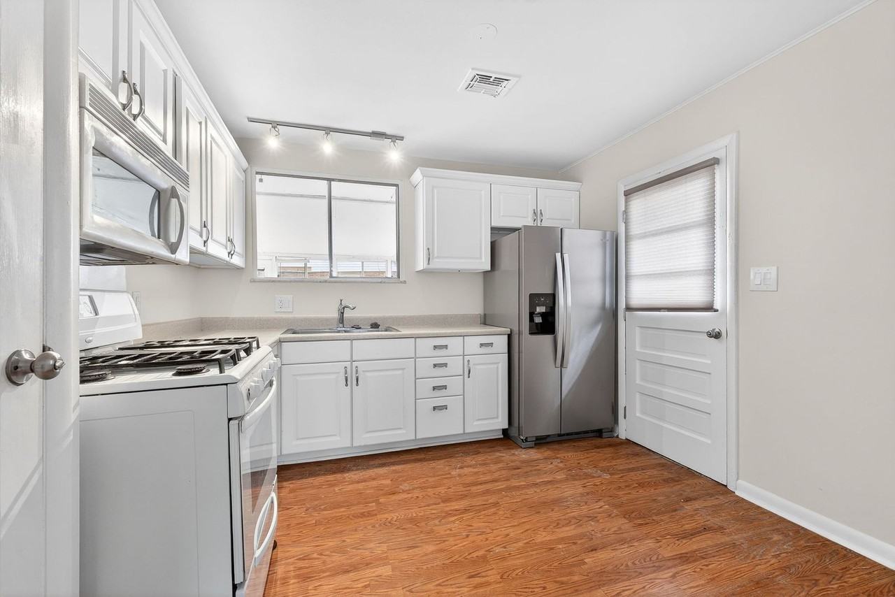 5300 Wyandot Pl - Photo 4 of 16