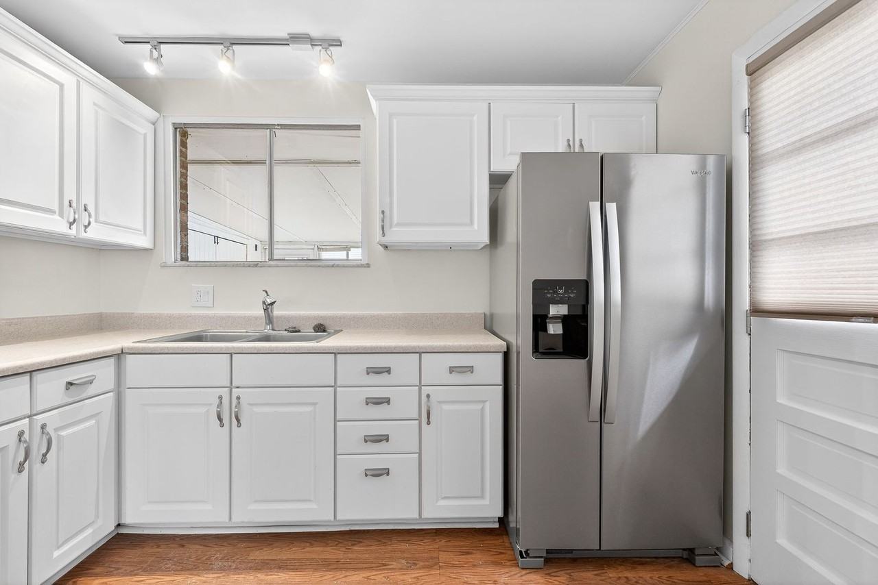 5300 Wyandot Pl - Photo 5 of 16