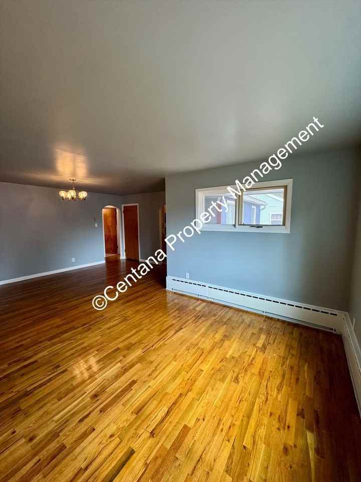 2215 Aberdeen St - Photo 5 of 27