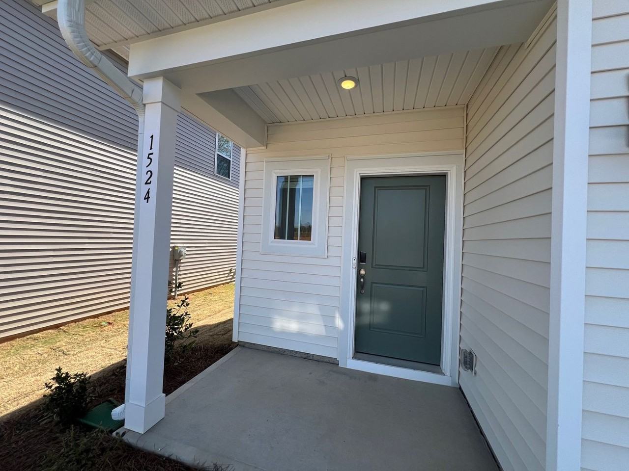 1524 31st St Ne - Photo 2 of 15