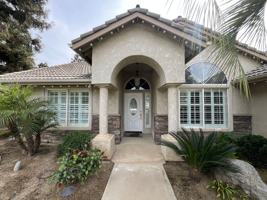 featured image of 1326 S Laguna St