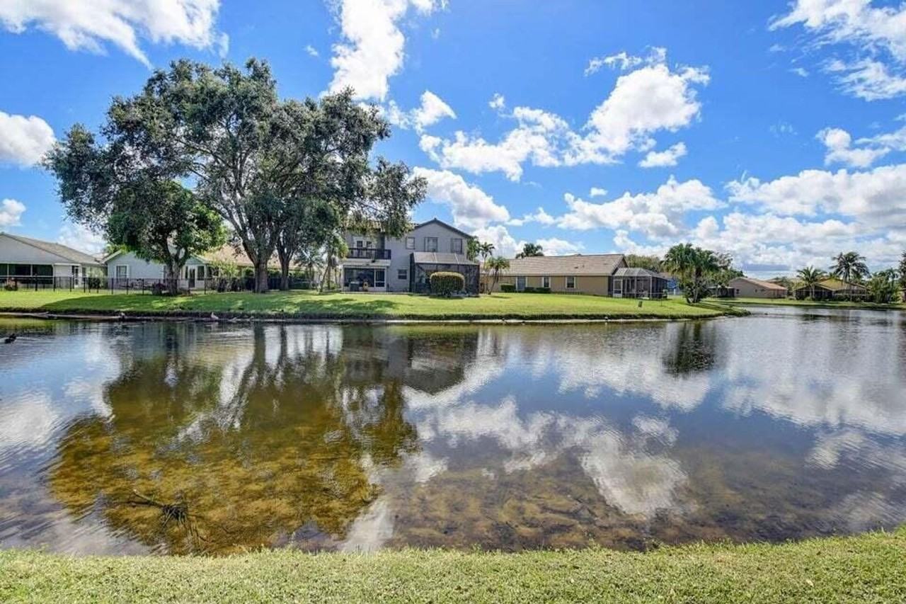 8561 Tourmaline Blvd - Photo 4 of 34