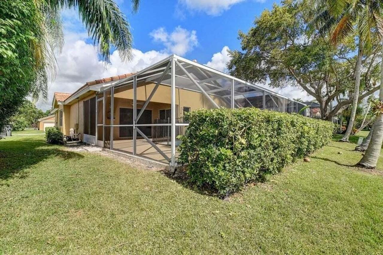 8561 Tourmaline Blvd - Photo 5 of 34