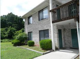 featured image of 819 Belmont Dr