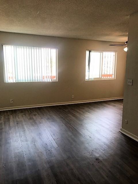 Imperial Manor - Photo 3 of 9