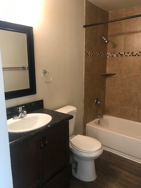 Imperial Manor - Photo 5 of 9