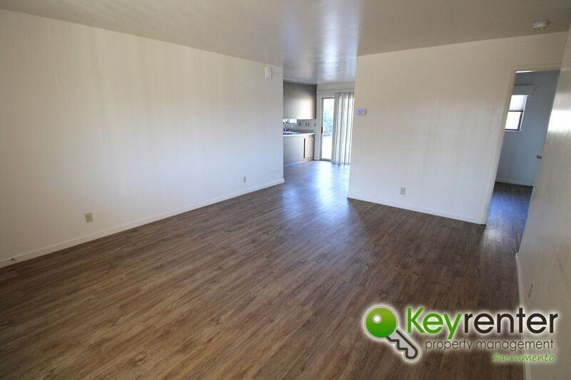 2308 Rogue River Dr - Photo 4 of 32