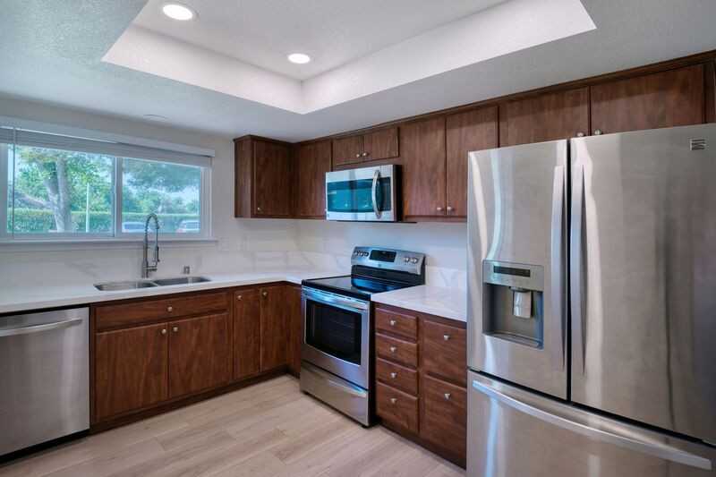 6726 Calvine Rd - Photo 5 of 38