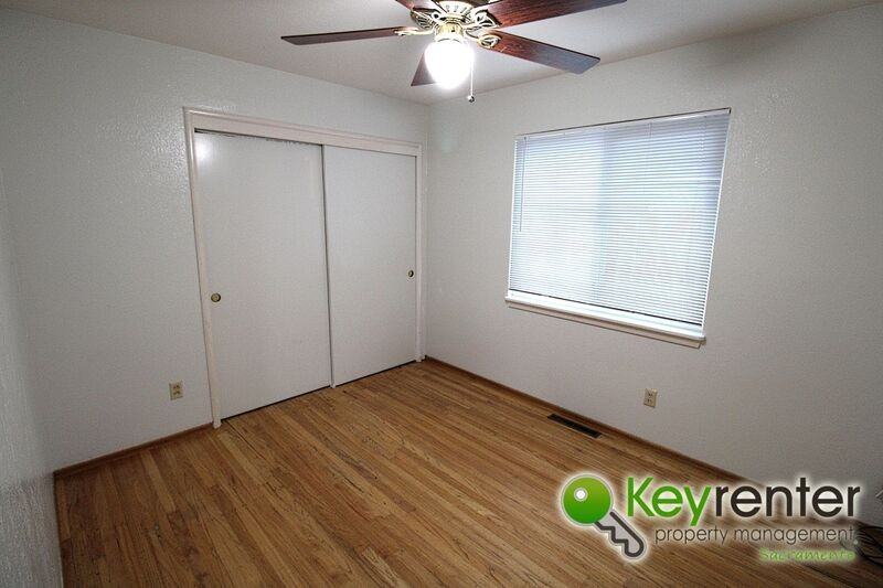 3429 Braeburn St - Photo 6 of 22