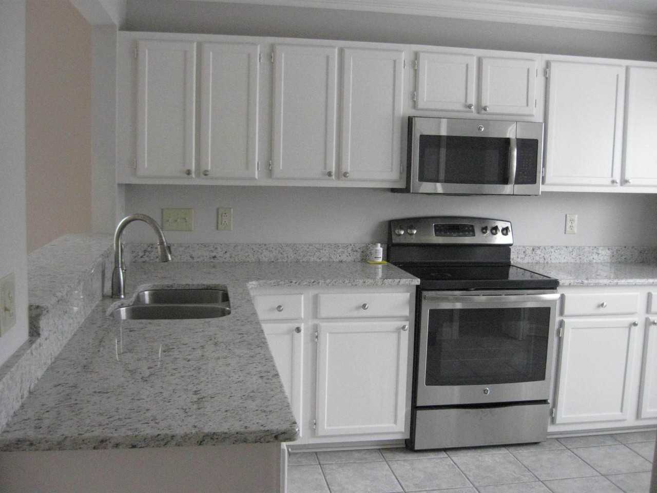 2 Valley Stream Ct - Photo 3 of 17