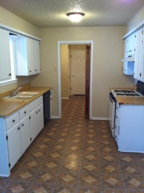 4601 Grinnell St - Photo 7 of 32