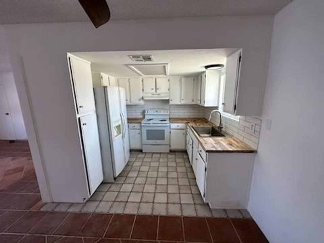 6870 Alpine Ave - Photo 6 of 8