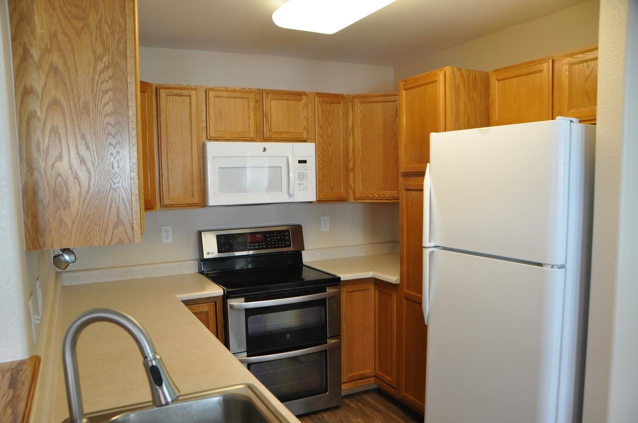 833 Apex Dr #A - Photo 4 of 16