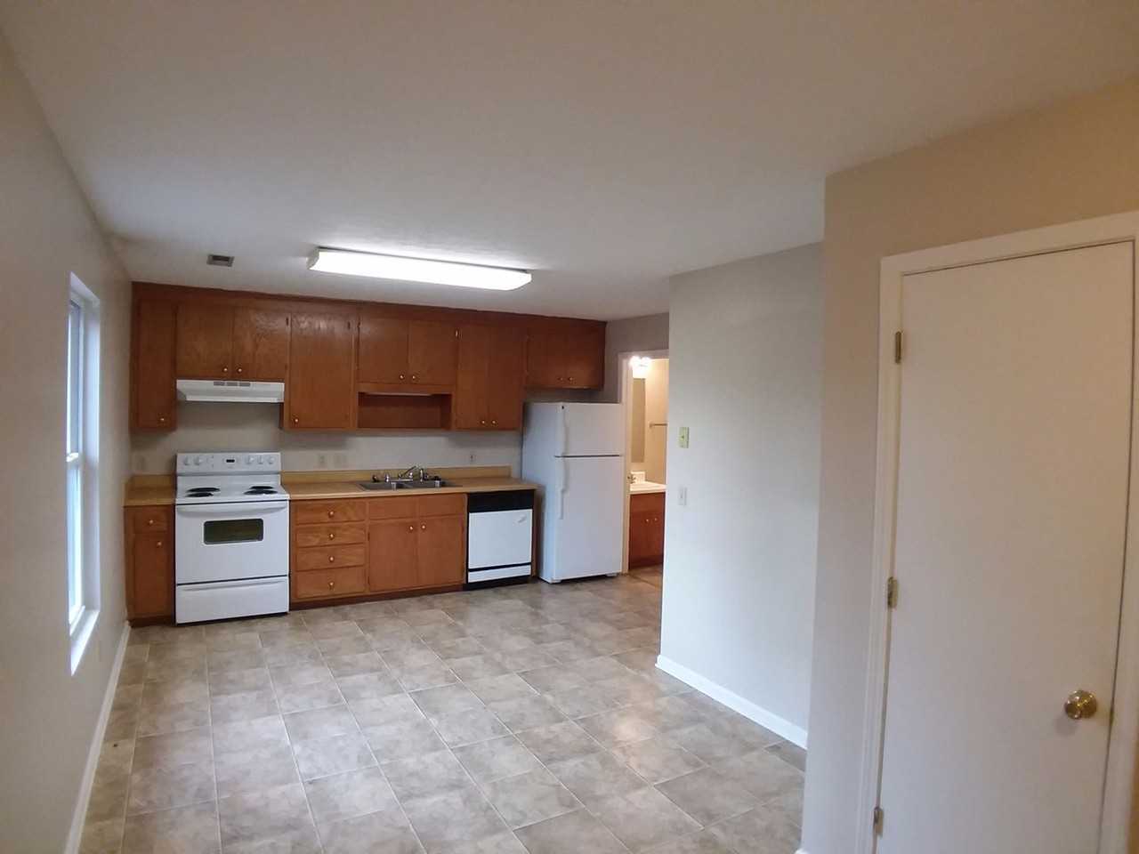 1510 Cedar St - Photo 2 of 5