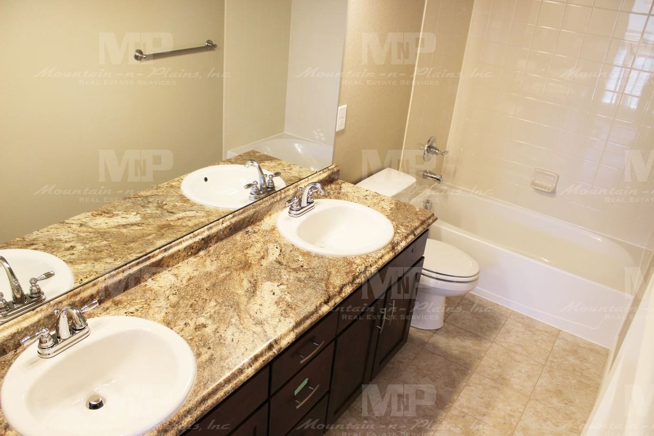 2245 Adobe Dr - Photo 7 of 14