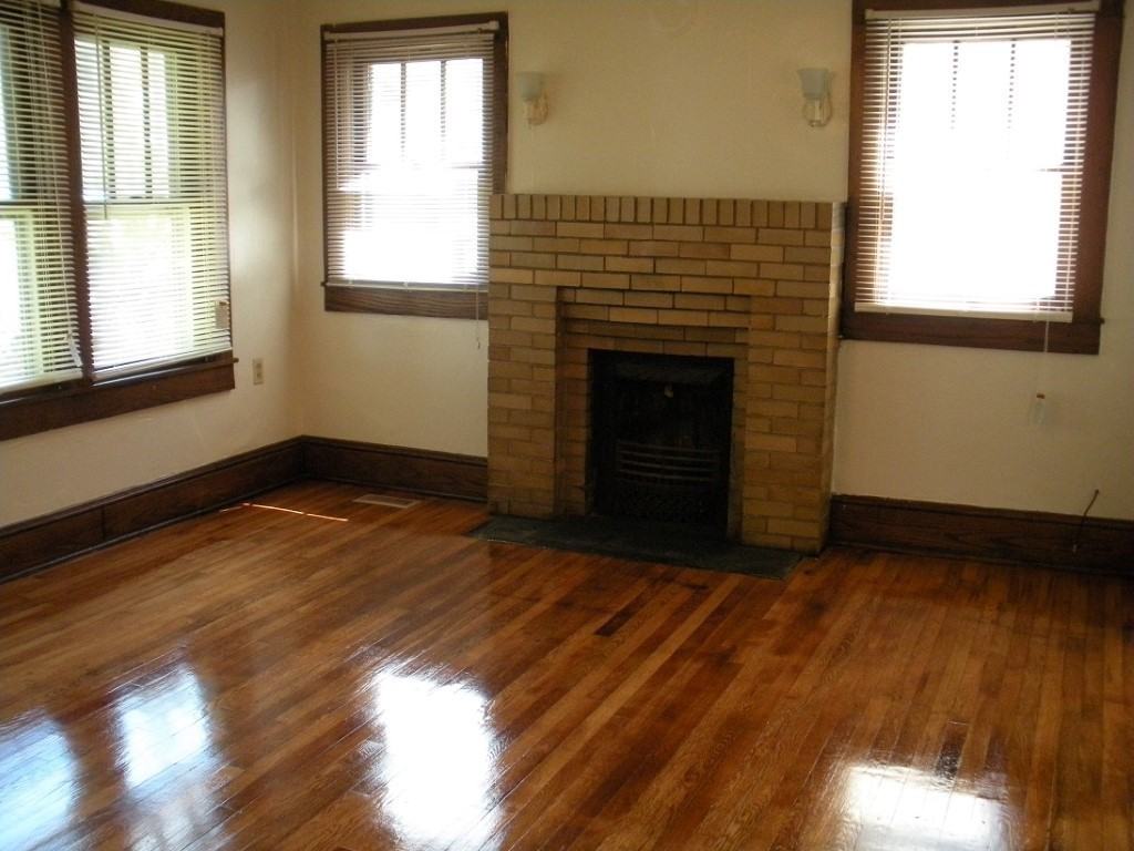 1372 Warpath Dr - Photo 3 of 8