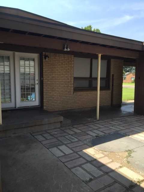 3633 Doris Dr - Photo 3 of 21