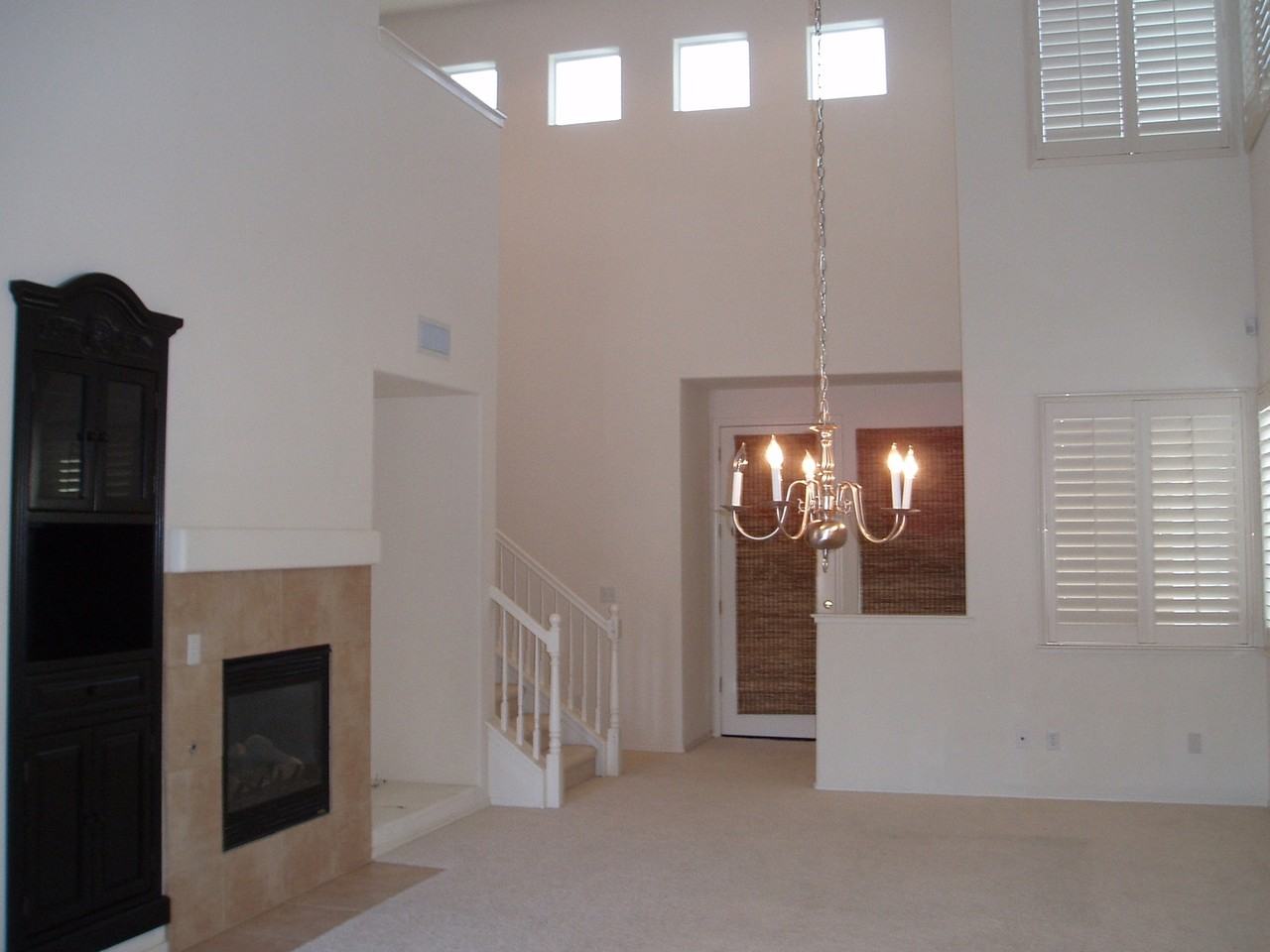 626 W Lisbon Ln - Photo 3 of 6