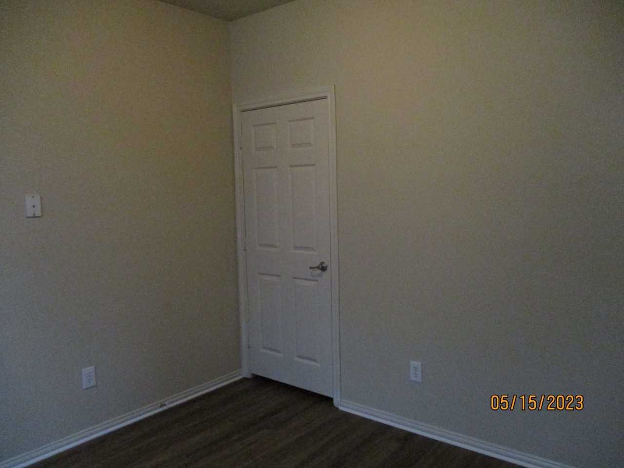 5900 Silverpoint Ct - Photo 5 of 22