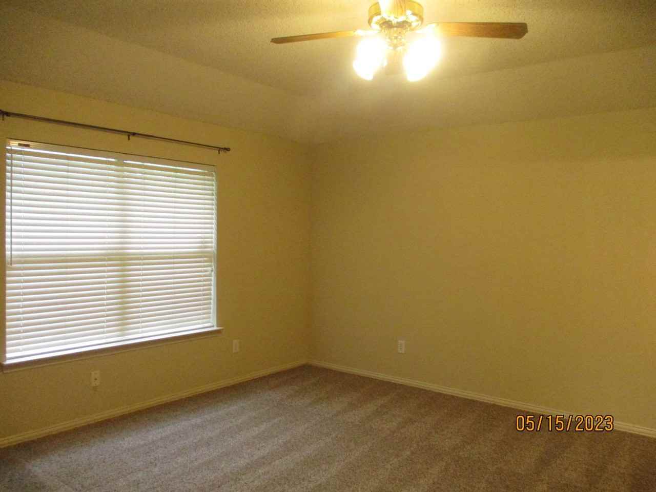 5900 Silverpoint Ct - Photo 7 of 22