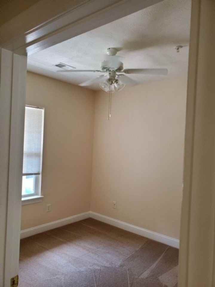 674 Algonquin Dr ## 2h - Photo 3 of 11