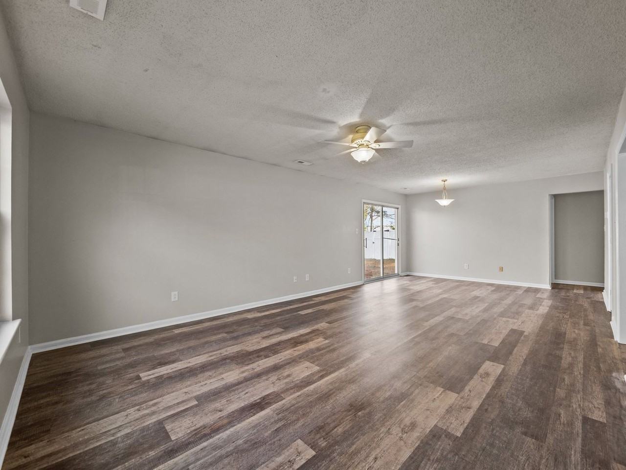 3117 Belmont Ct - Photo 2 of 25