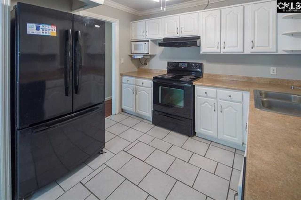 98 Riverview Ct - Photo 5 of 35