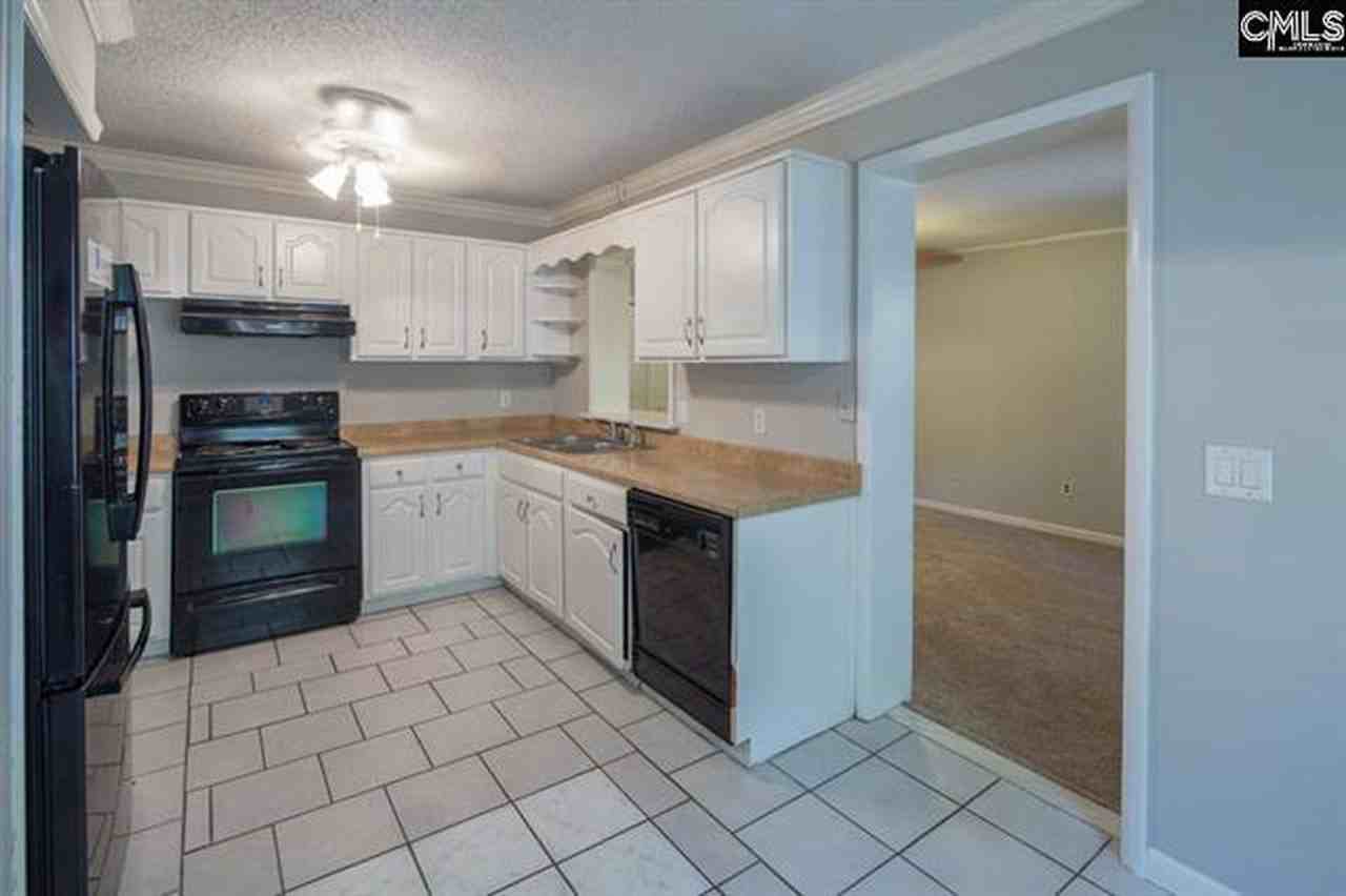 98 Riverview Ct - Photo 7 of 35