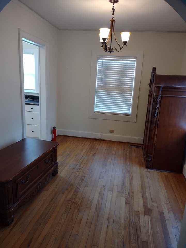 605 S Waccamaw Ave - Photo 6 of 23