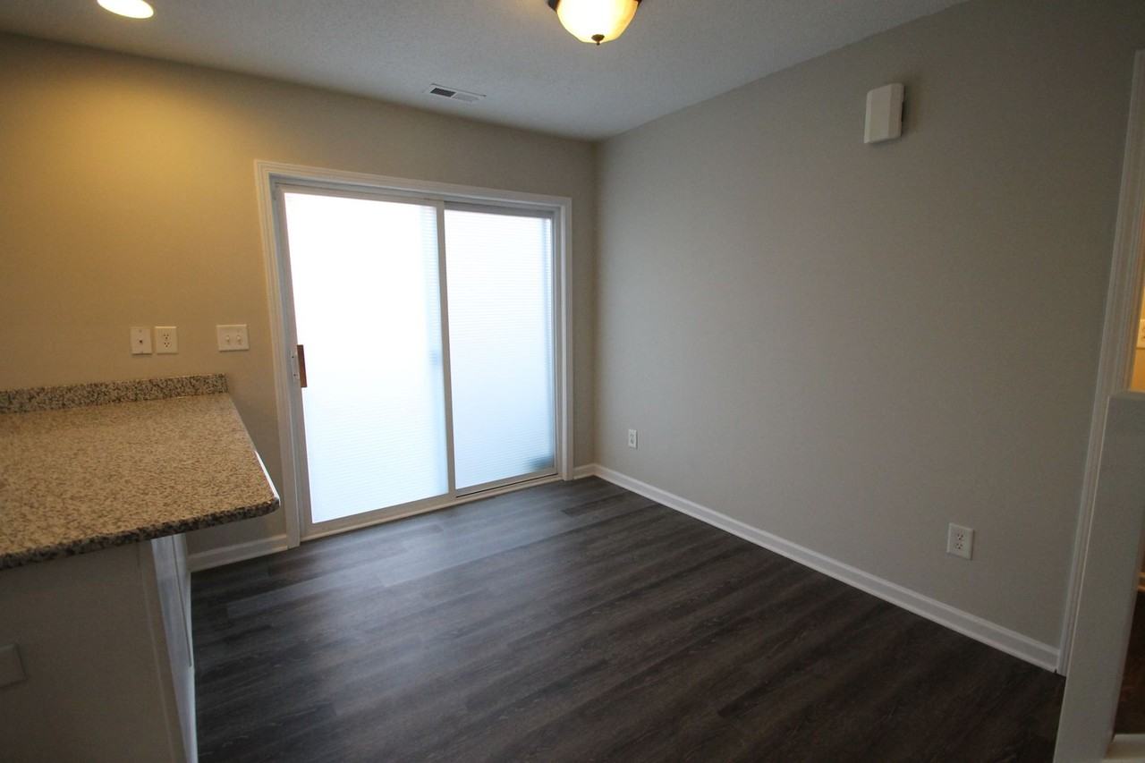 8065 Kennet Ln - Photo 4 of 22