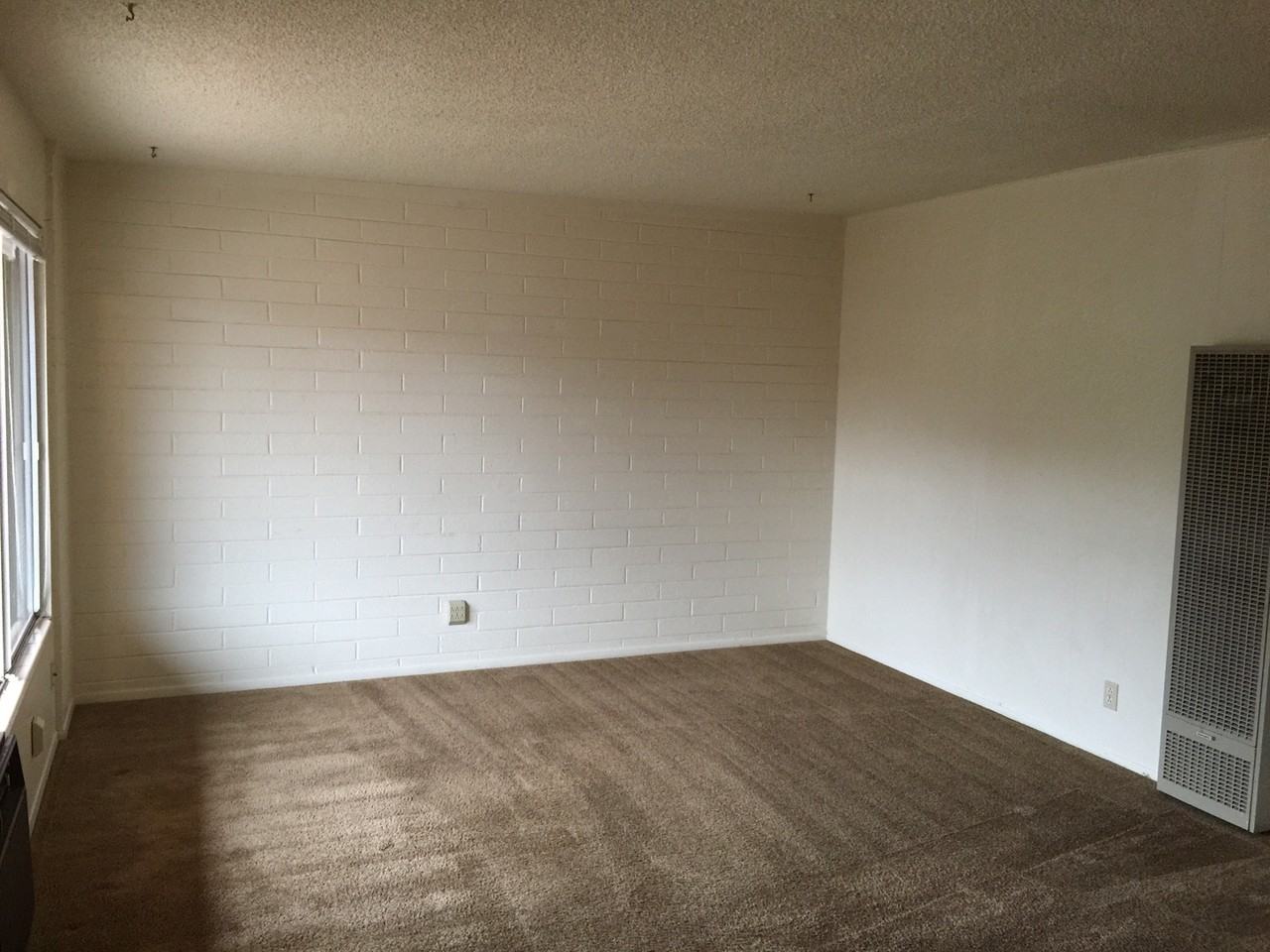 390 Cedar St #18 - Photo 5 of 12