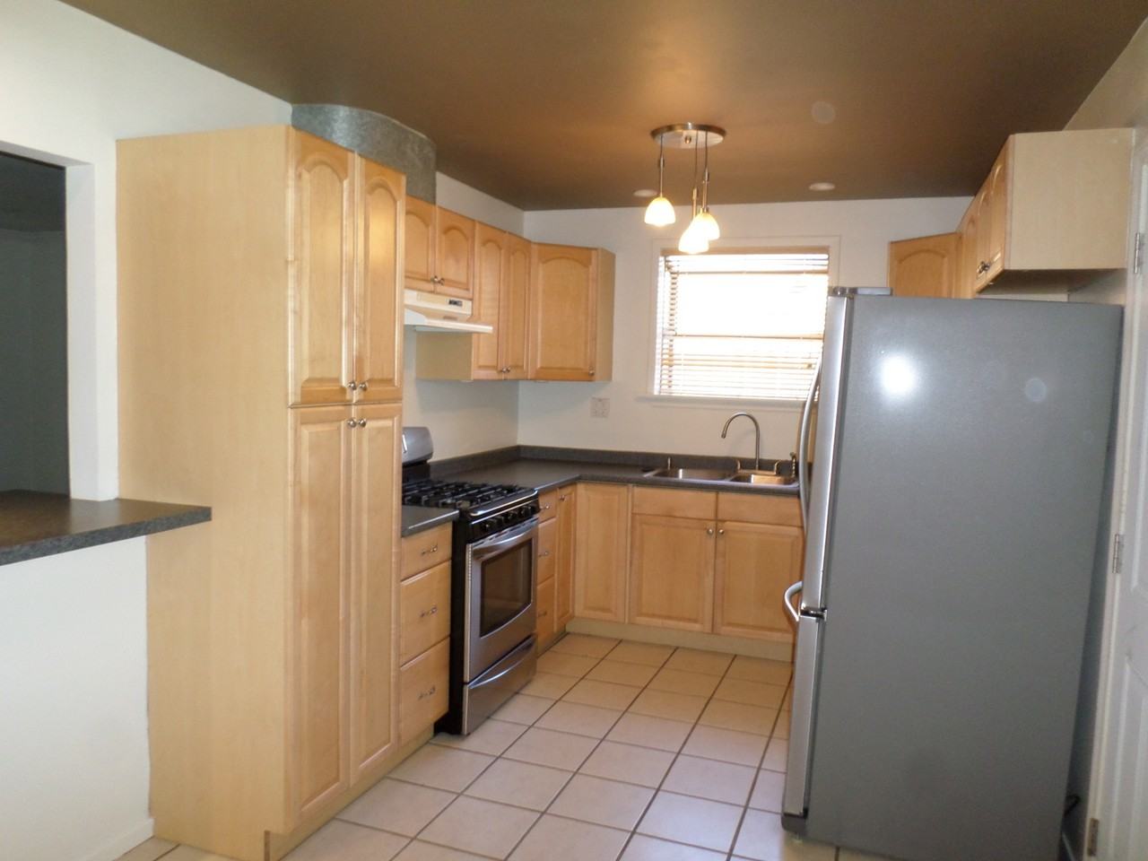 6202 Lake Ariana Ave - Photo 2 of 17