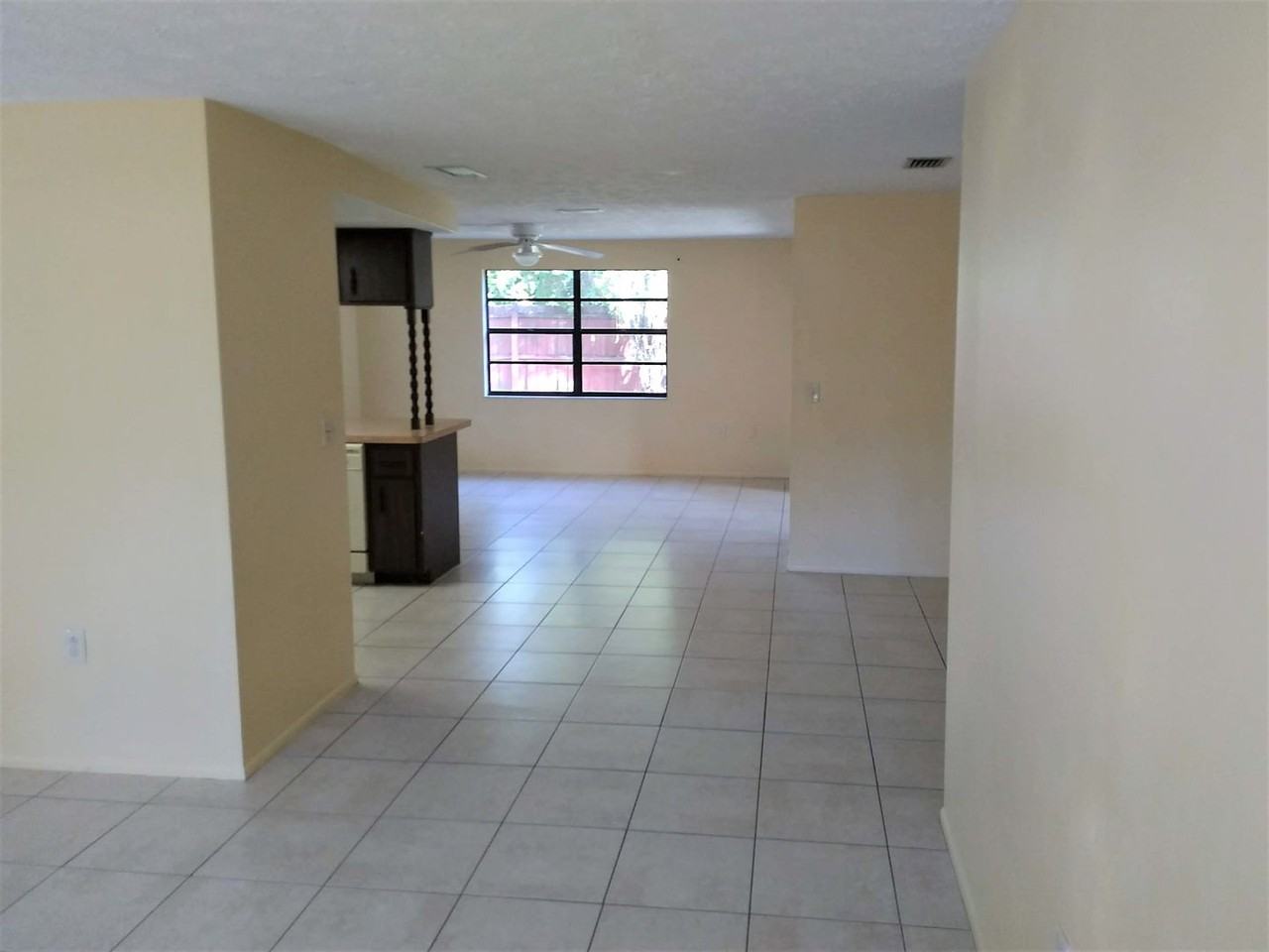 6217 High St - Photo 3 of 21