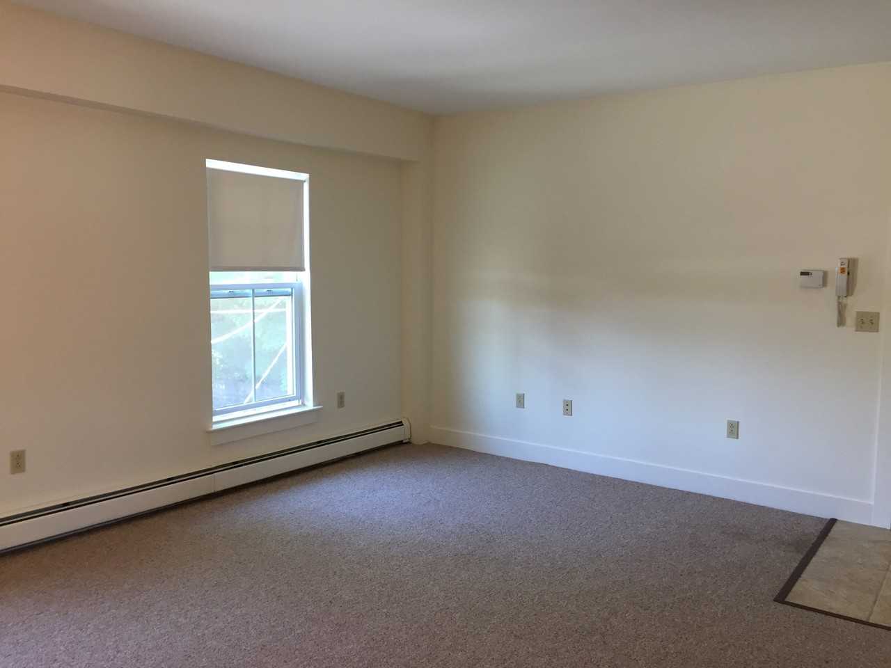 9 State St - Photo 3 of 7