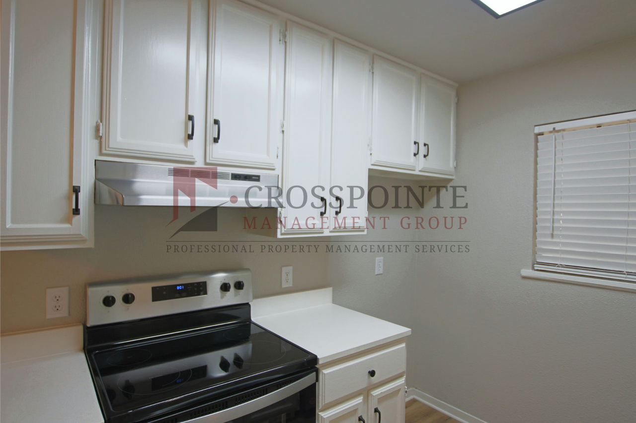 12336 Chapman Rd - Photo 5 of 19