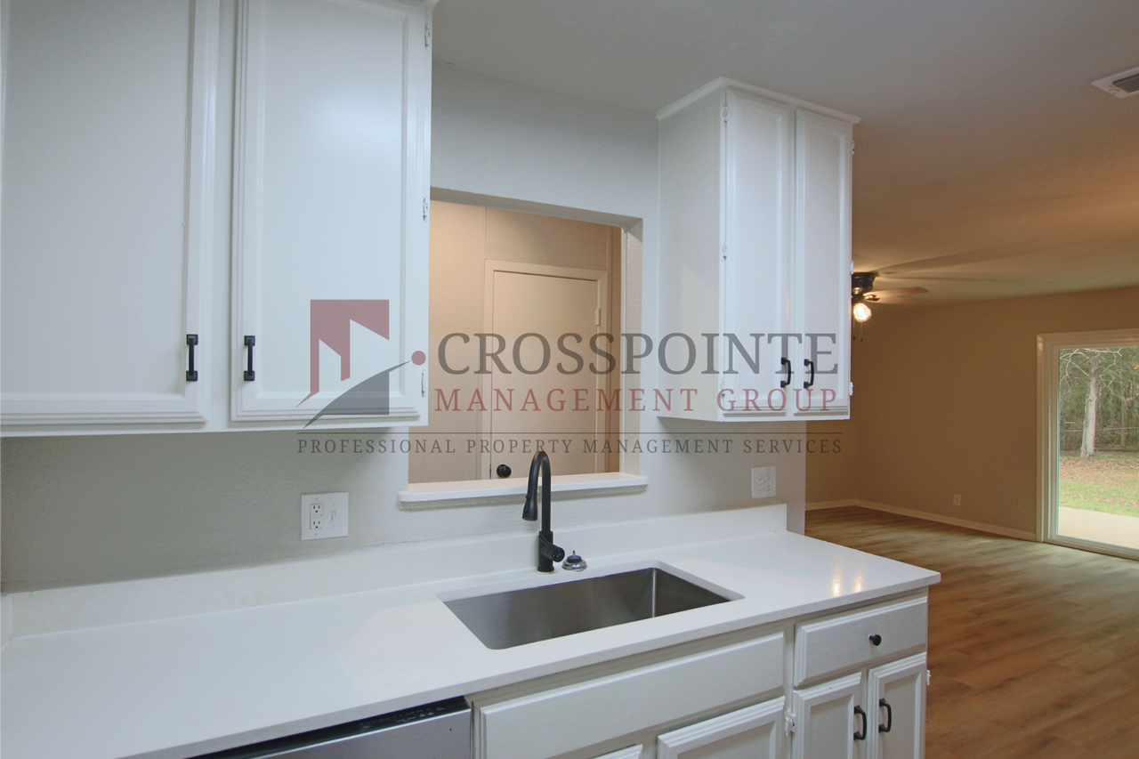 12336 Chapman Rd - Photo 6 of 19