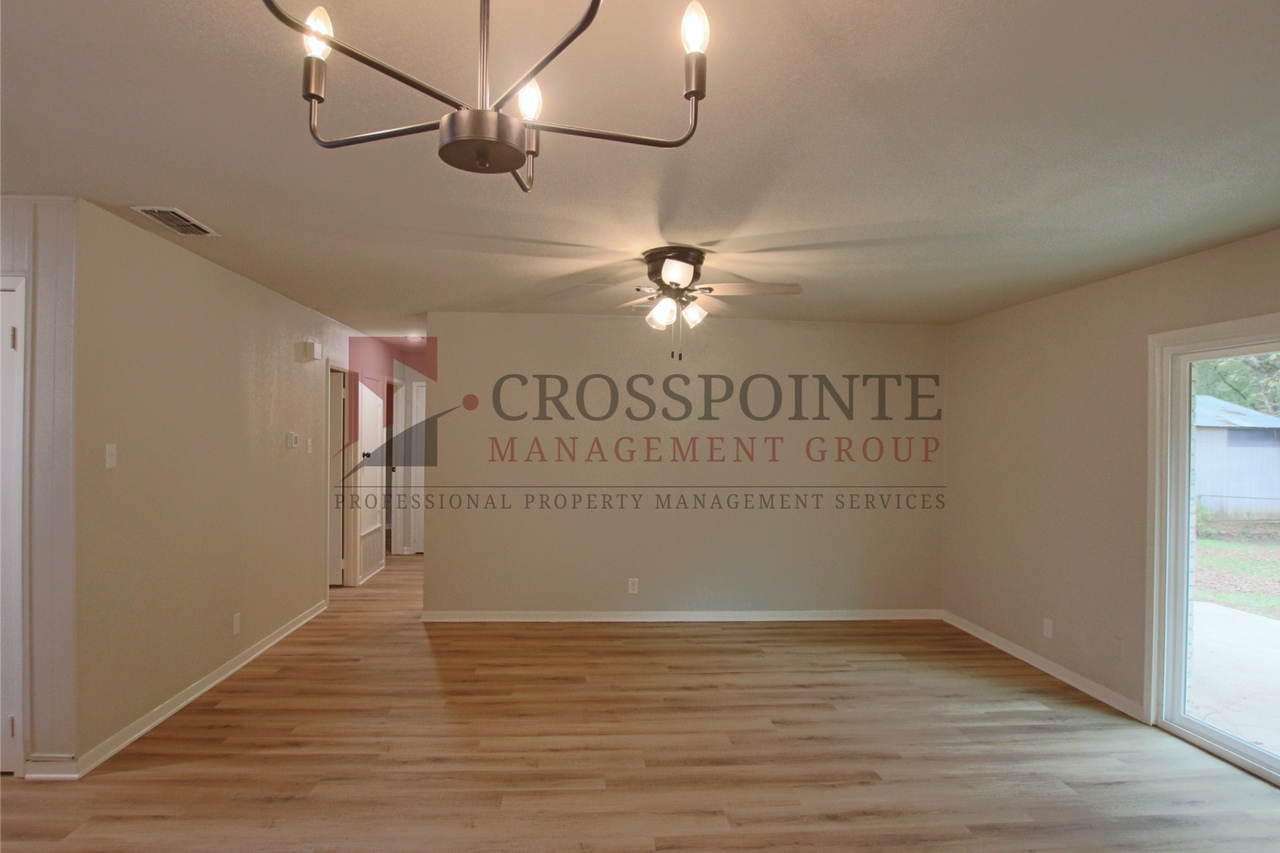 12336 Chapman Rd - Photo 7 of 19