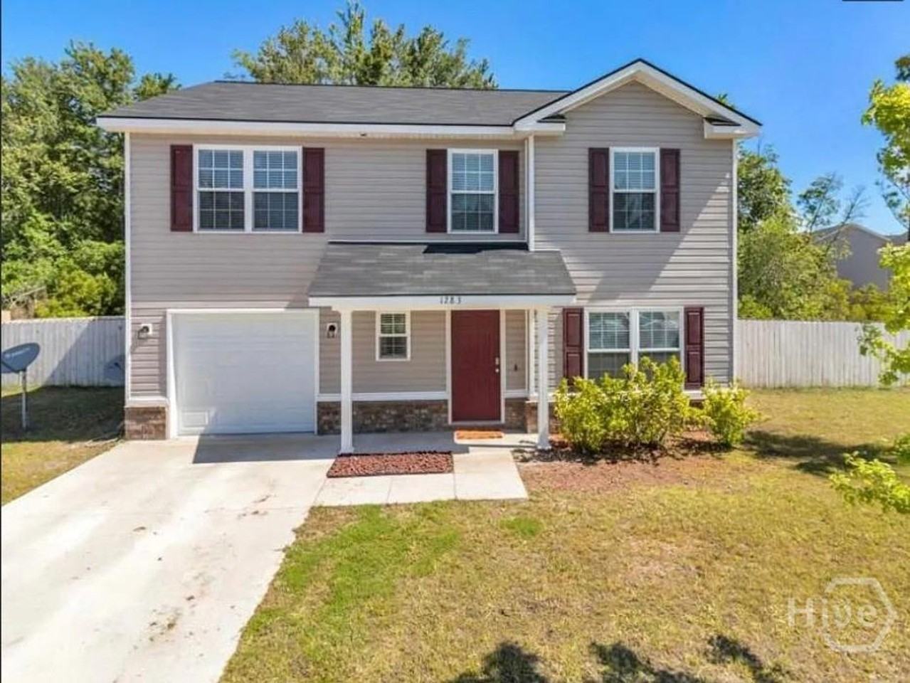 1283 Windrow Dr - Photo 2 of 15