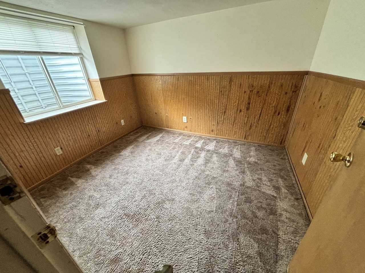 1523 E Garfield St - Photo 7 of 11