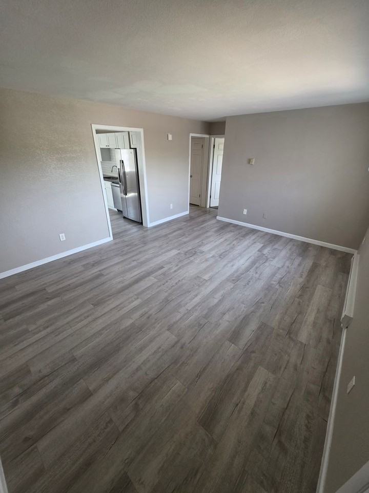 5417 Alcott St - Photo 3 of 10