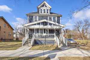 featured image of 4811 Seyburn St