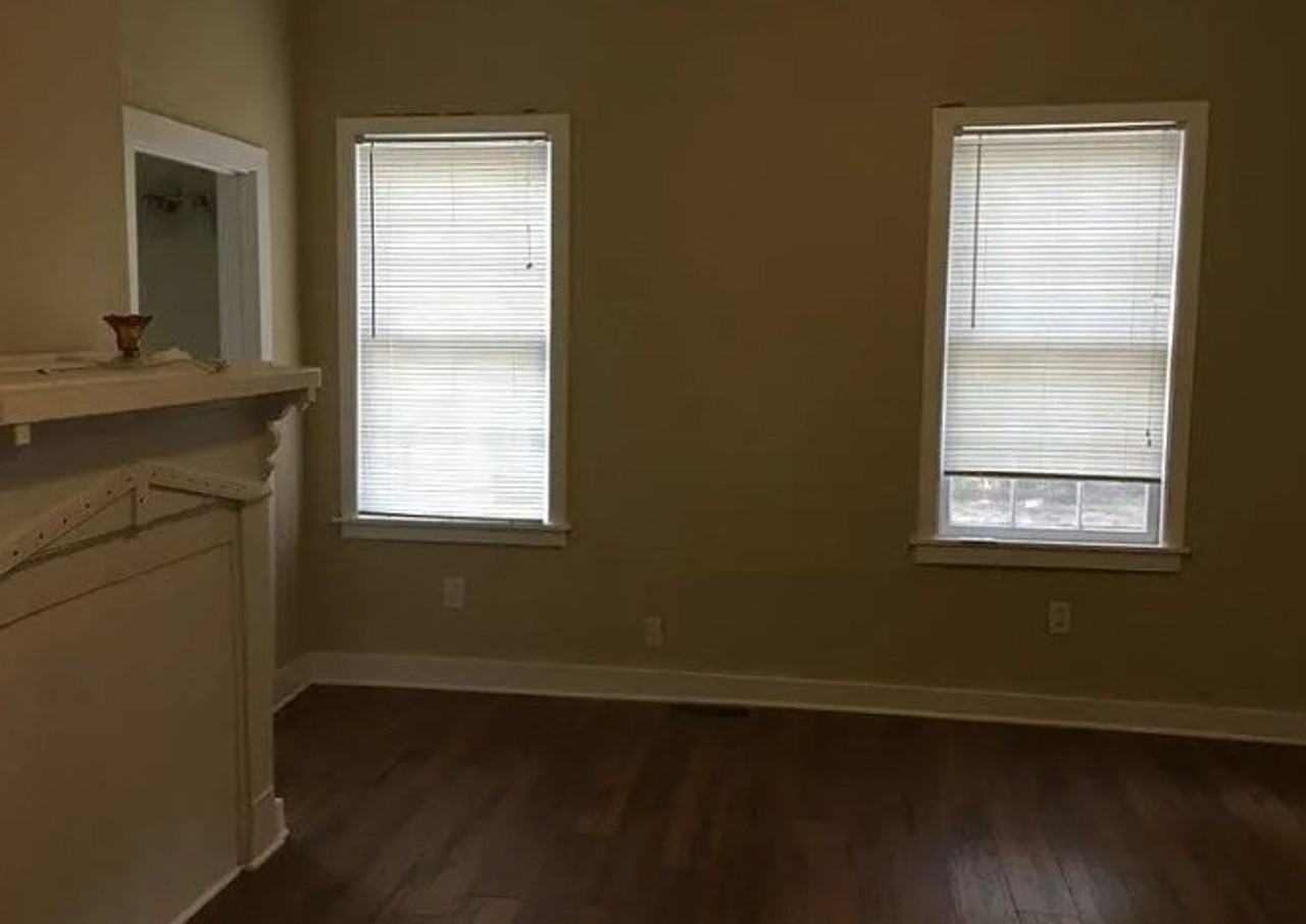 139 Alexander St - Photo 2 of 3